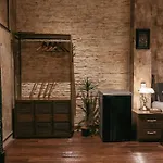 Mustang 11-11 Boutique Hotel