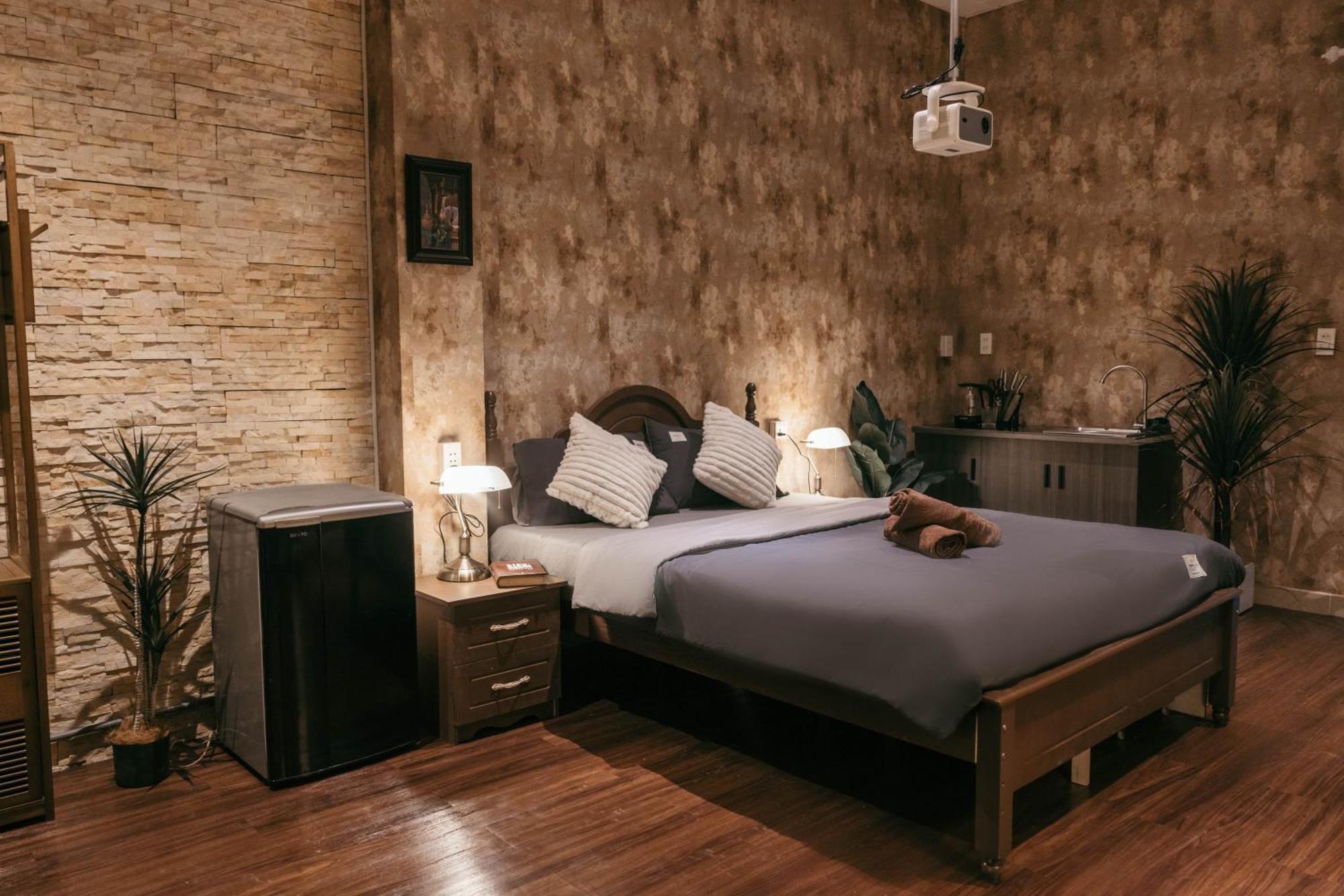 Mustang 11-11 Boutique Hotel